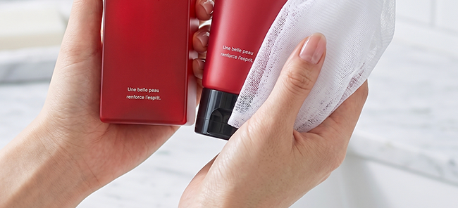 Aurelie.
Moisture Serum
Cleansing
Une belle peau
renforce respit
Aurelie.
Moisturizing
Face Wash
Une belle peau
renforce l'esprit
Aurelie.